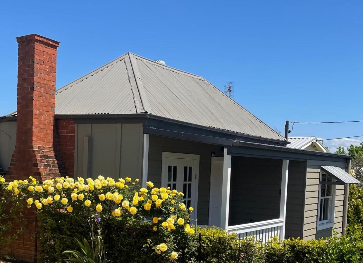 Cowra Cottage Exterior foto